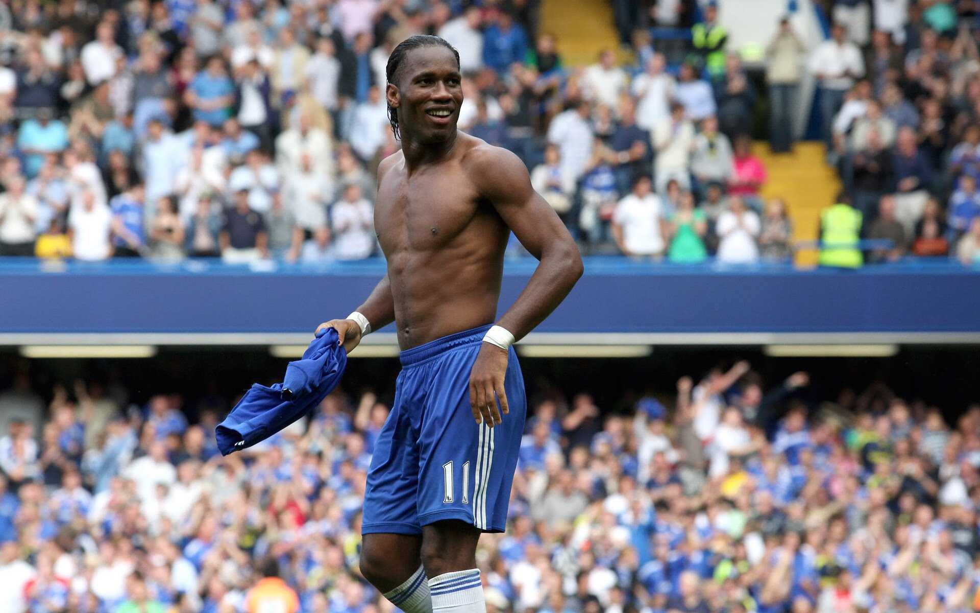 “全球大巡回：跨越五大洲的极限竞速”