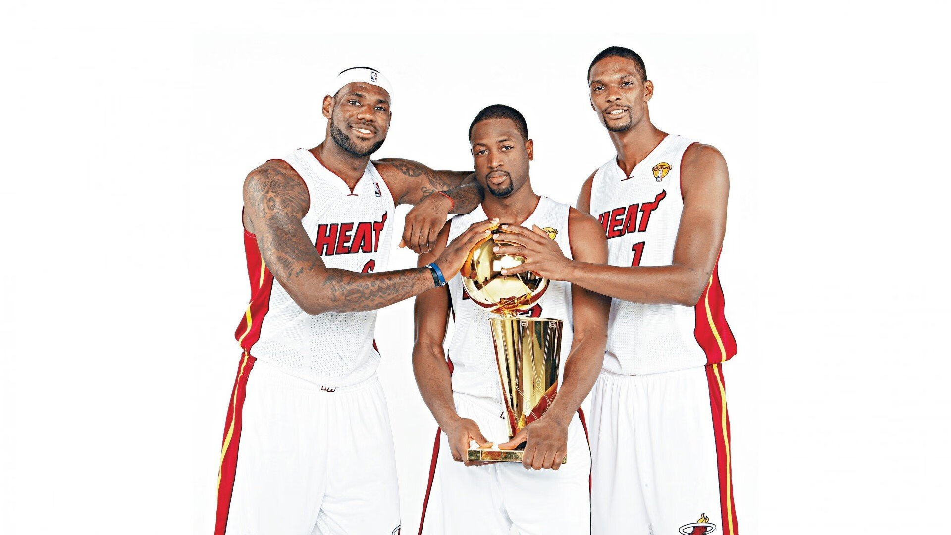 开云体育中国官网-“史上最强防守：联盟顶级防守战术揭秘”，联盟最佳防守